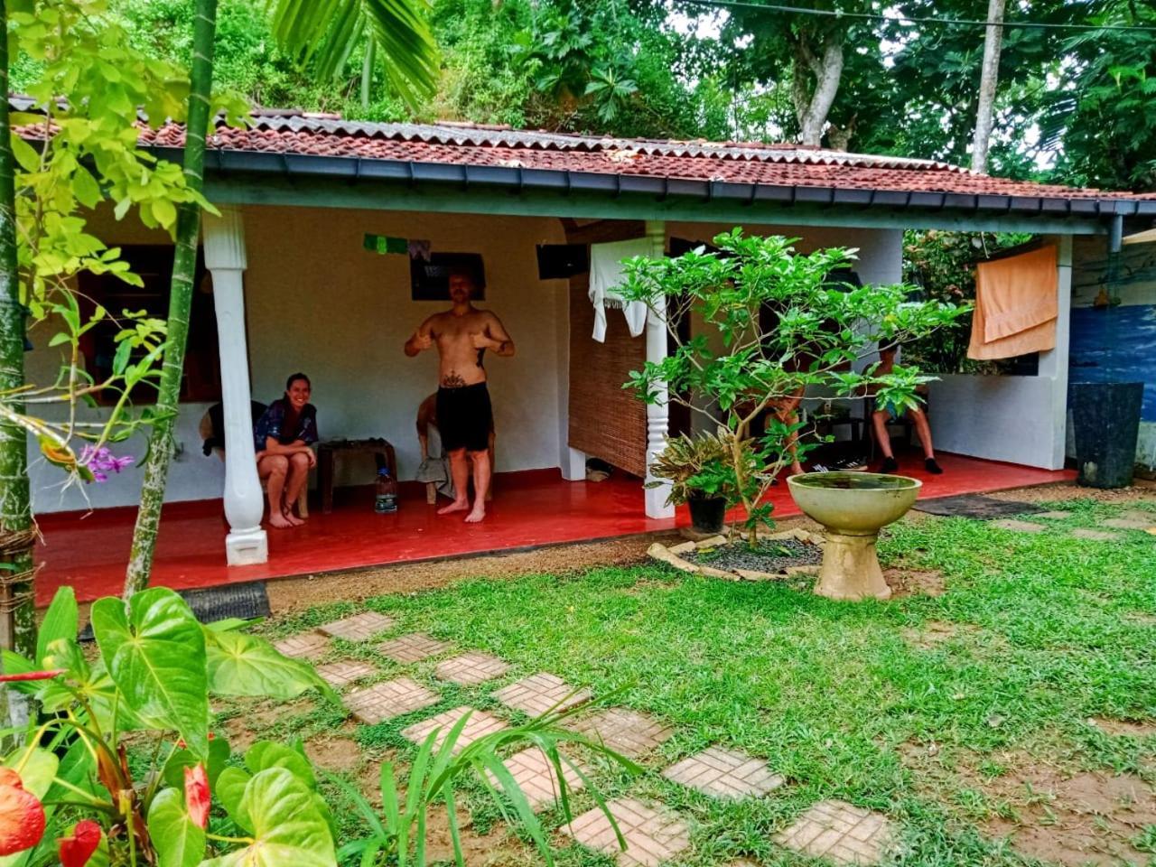 Arachchi Guest House Mirissa Dış mekan fotoğraf