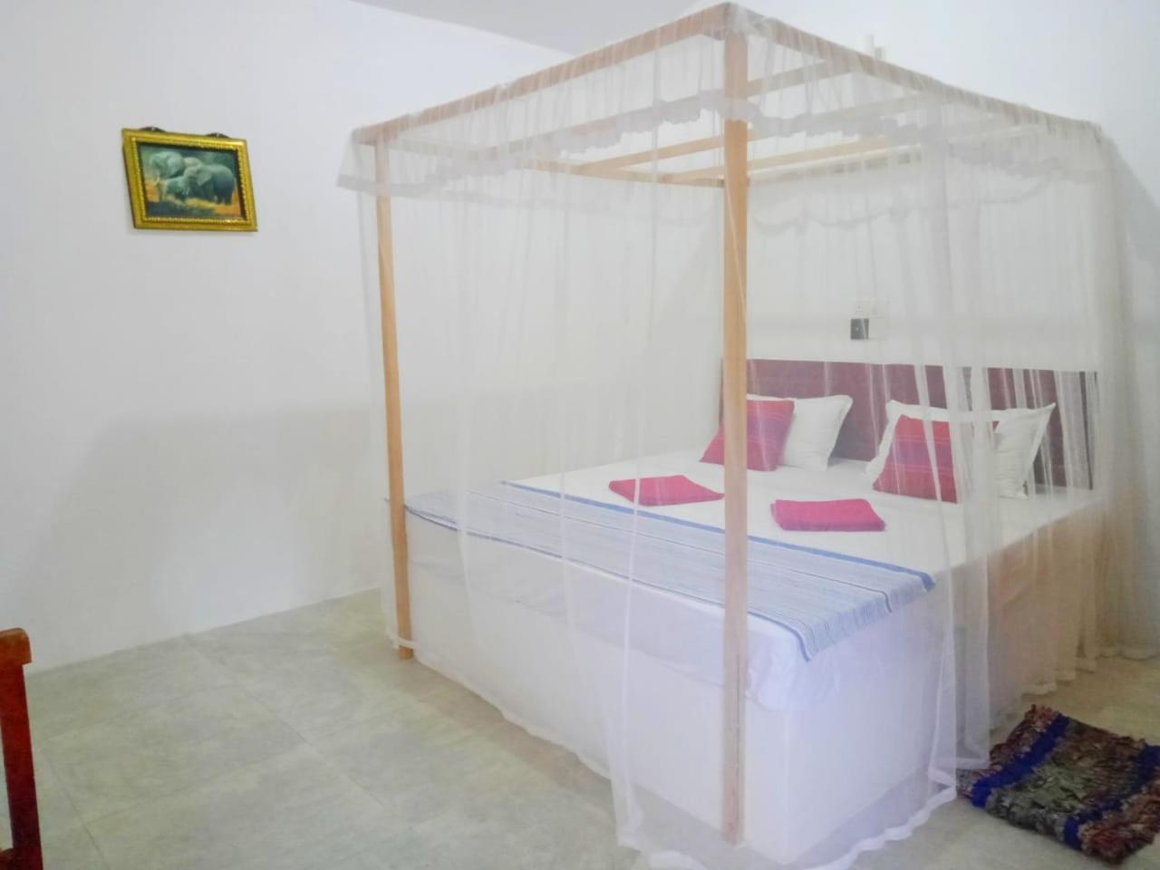 Arachchi Guest House Mirissa Dış mekan fotoğraf